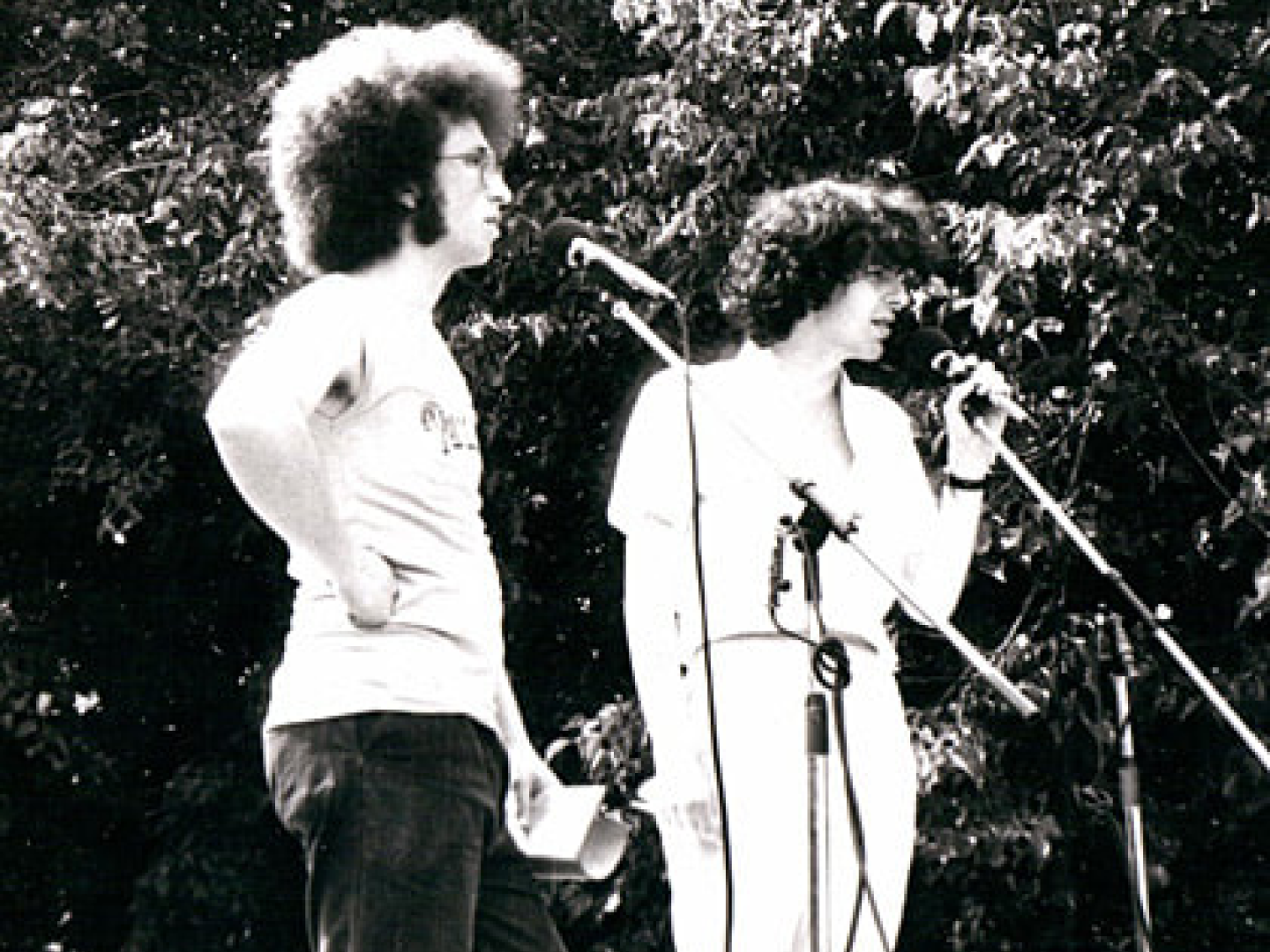 Dmitry Kuzmin. "Reframing Russian Poetry in the 1990s"